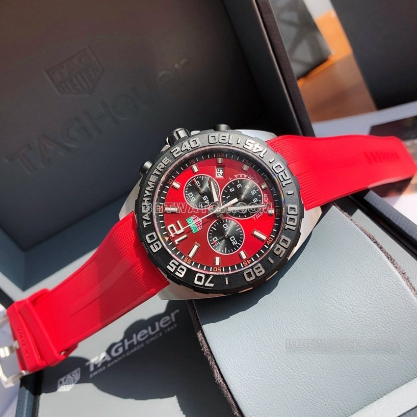 TAG Heuer F1top-tier replica red plate chronographCAZ101AN.FT8055front live photo