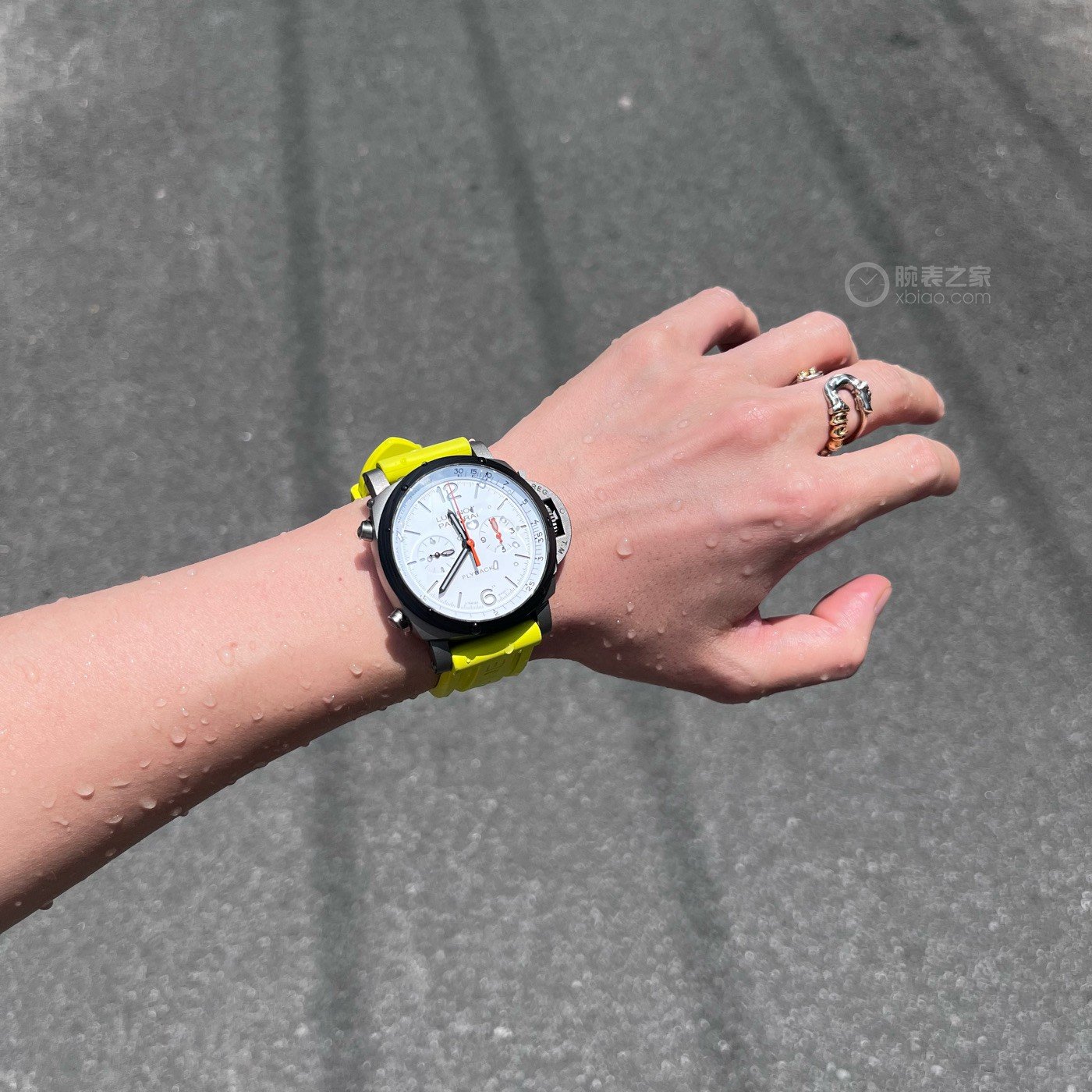 Panerai 1297 Review: Yellow and White Luminor Chronograph