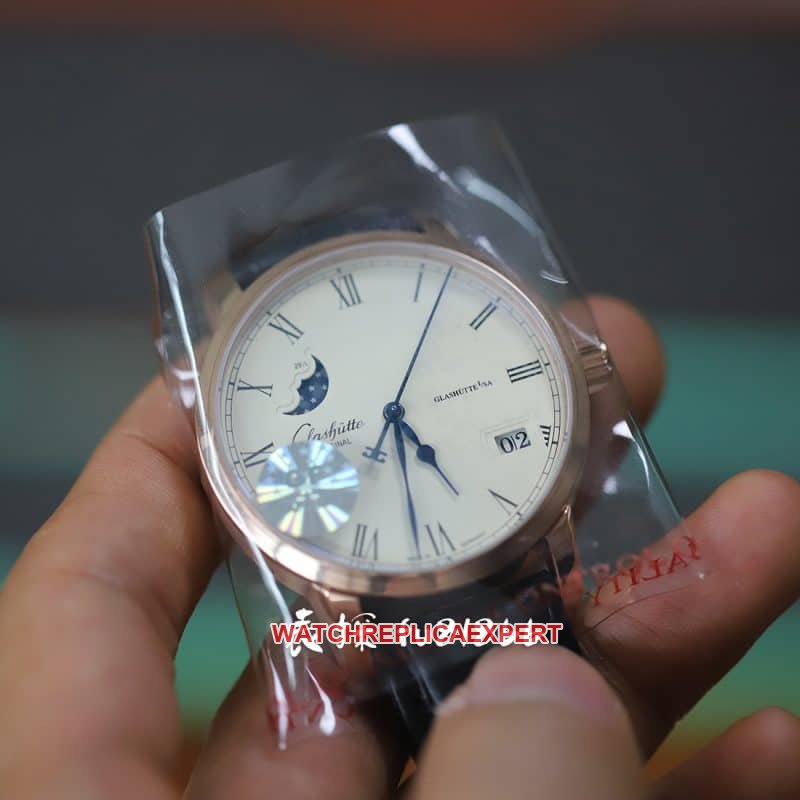 GF Glashütte Moonphase Replica Watches Review High-value Business Model Front View