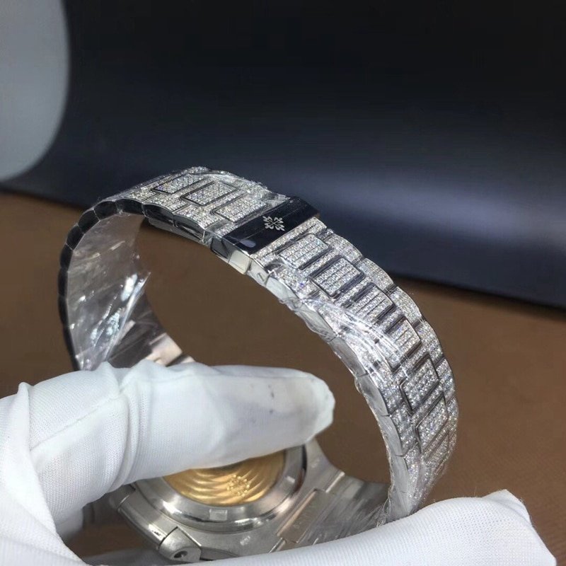 Real diamond replicaPatek PhilippeNautilus40mm full diamond clasp picture