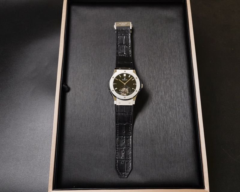 Hublotsuper clone watch (Hublot) classic fusion series tourbillon watch front view