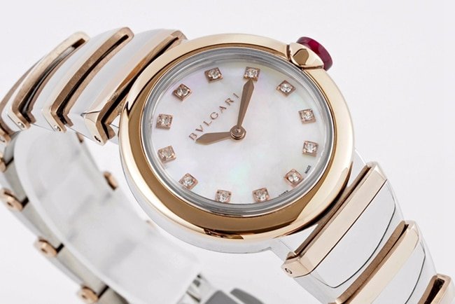 top-tier replicaBvlgari women's white dial18Krose gold with LVCEA series quartz watch front view