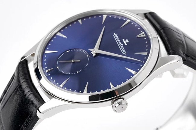 ZF Factory Jaeger-LeCoultre Top Replica High-Quality Watch Men's Blue Dial Blue Strap Quartz Master Series Ultra-Thin Small Seconds Leather Strap Watch Side View