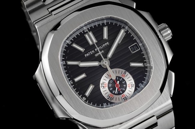 3K FactoryPatek Philippetop-tier replica watch Nautilus series men's blue dialsteel bracelet multi-function chronograph watch front view
