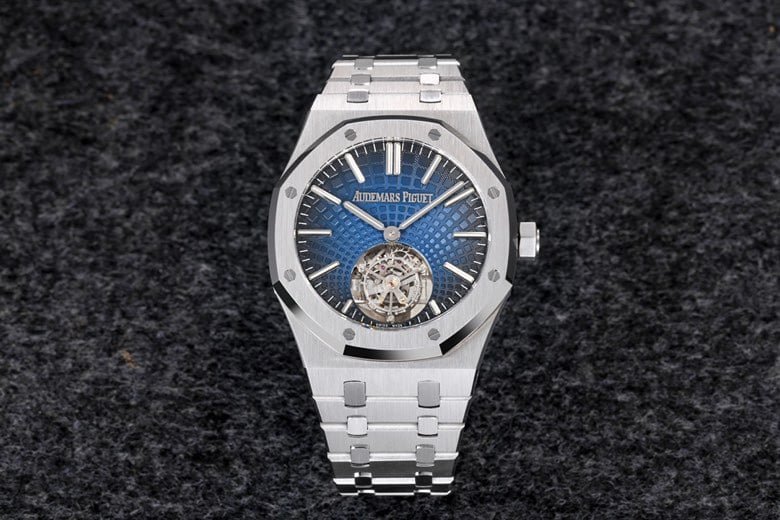 Dachang high-quality replicaR8 factory 2022 Audemars Piguetblue dialRoyal Oak self-winding tourbillon men's watch front view