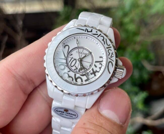 top-tier replicaEASTChanelJ12 series ladies watch front view