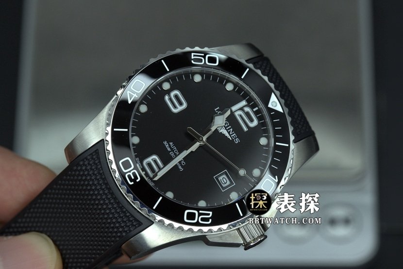 ZF FactoryLongines Concas 1:1 top-tier replica watch men's black dial rubber model pictures and prices front live photo